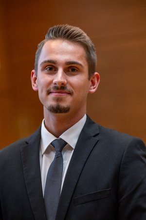 Alexander_Huebler